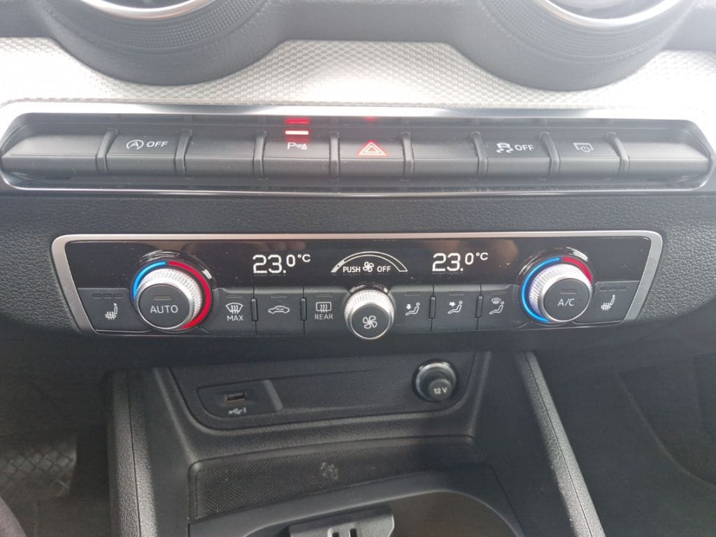 Audi Q2 35TFSI S-Tronic Advanced MatrixLED ACC RKam S foto 22