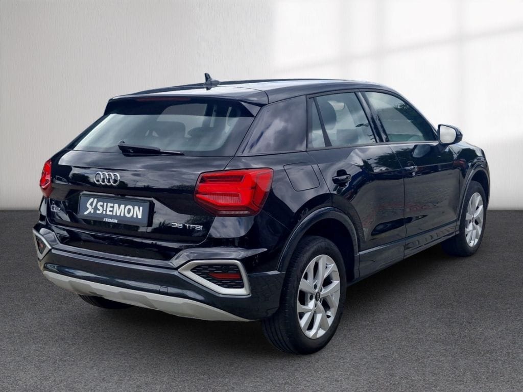 Audi Q2 35TFSI S-Tronic Advanced MatrixLED ACC RKam S foto 5