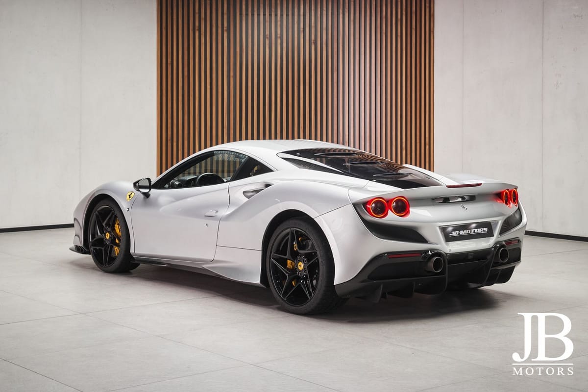 Ferrari F8 Tributo Carbon Lift Racing Seat CarPlay foto 16