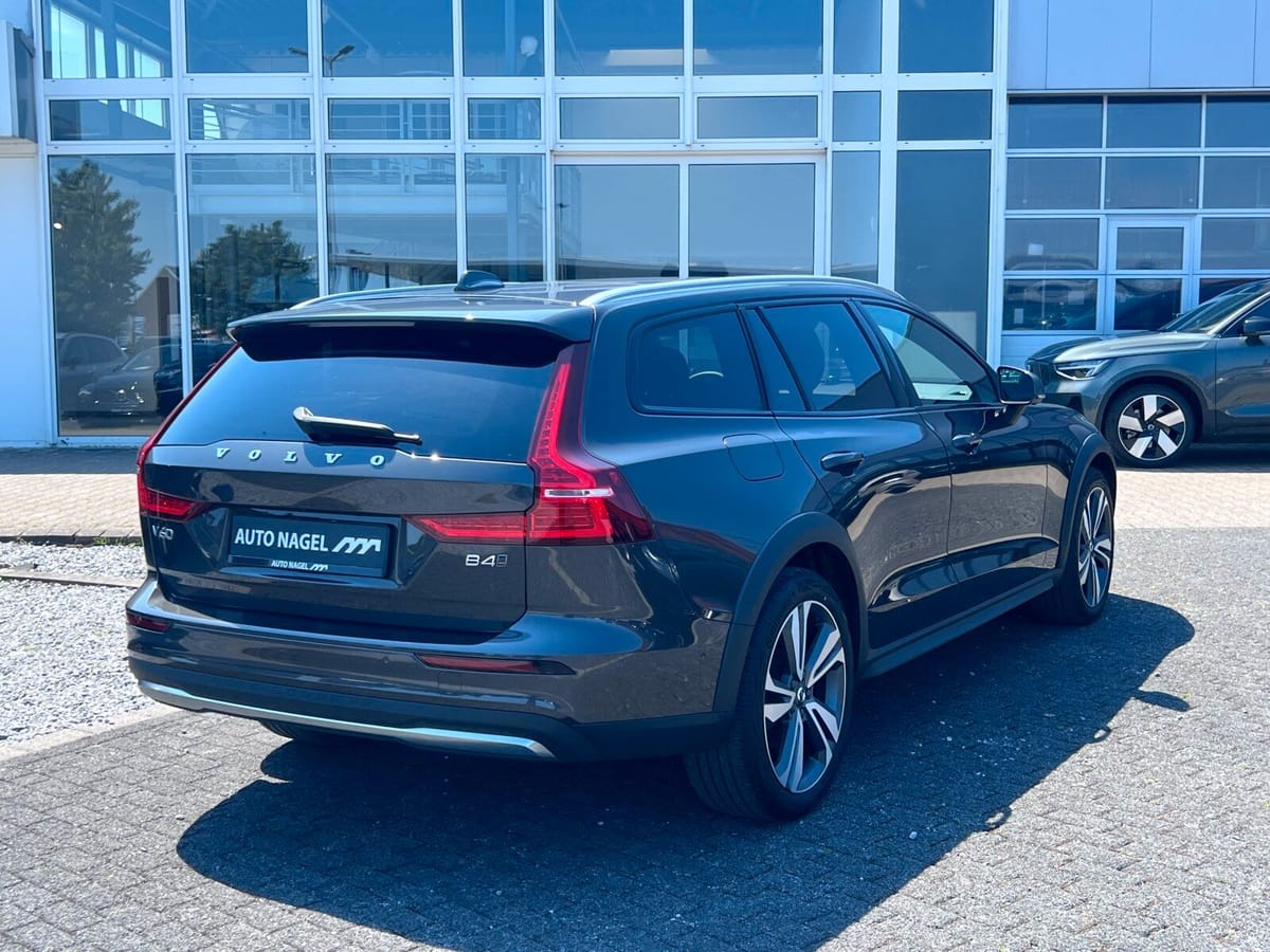 Volvo V60 Cross Country B4 Ultimate foto 5