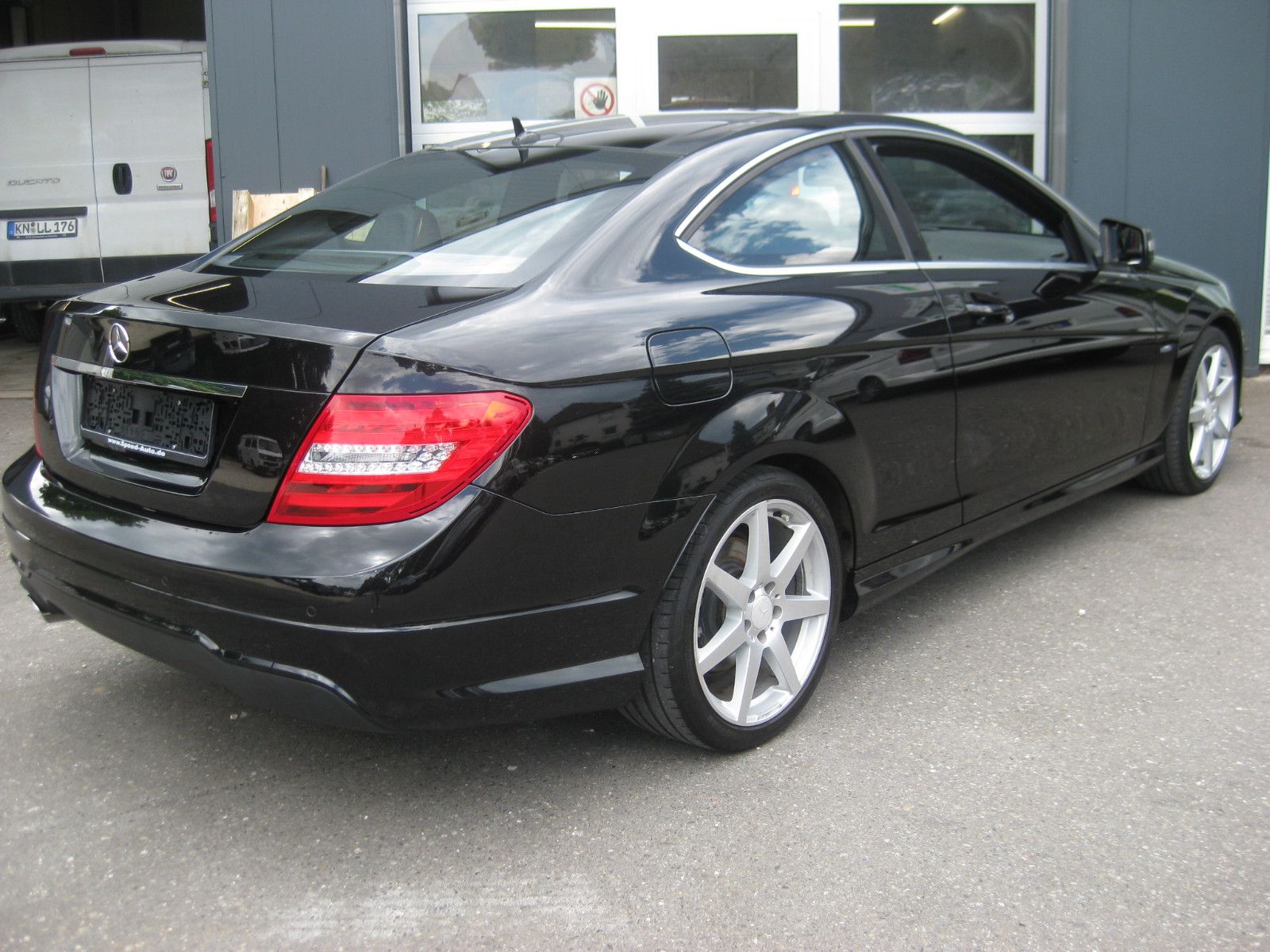 Mercedes-Benz C 220 CDI Coupe "AMG-LINE- PANO - LEDER" foto 4