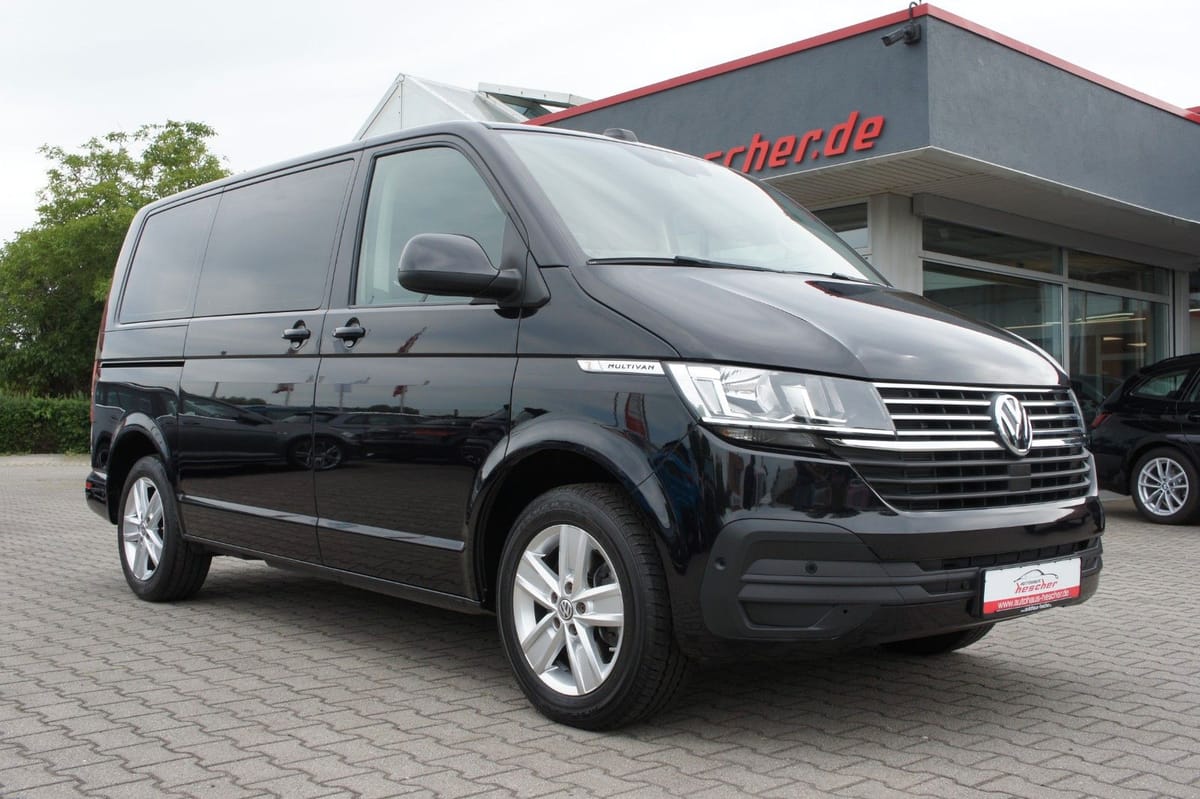 Volkswagen T6.1 Multivan 2.0 TDI DSG STANDHZG NAVI AHK foto 2