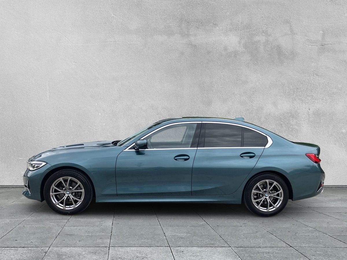 BMW 318 i LUXURY LINE ACC SHZ NAVI PDC KLIMA LED DAB foto 2