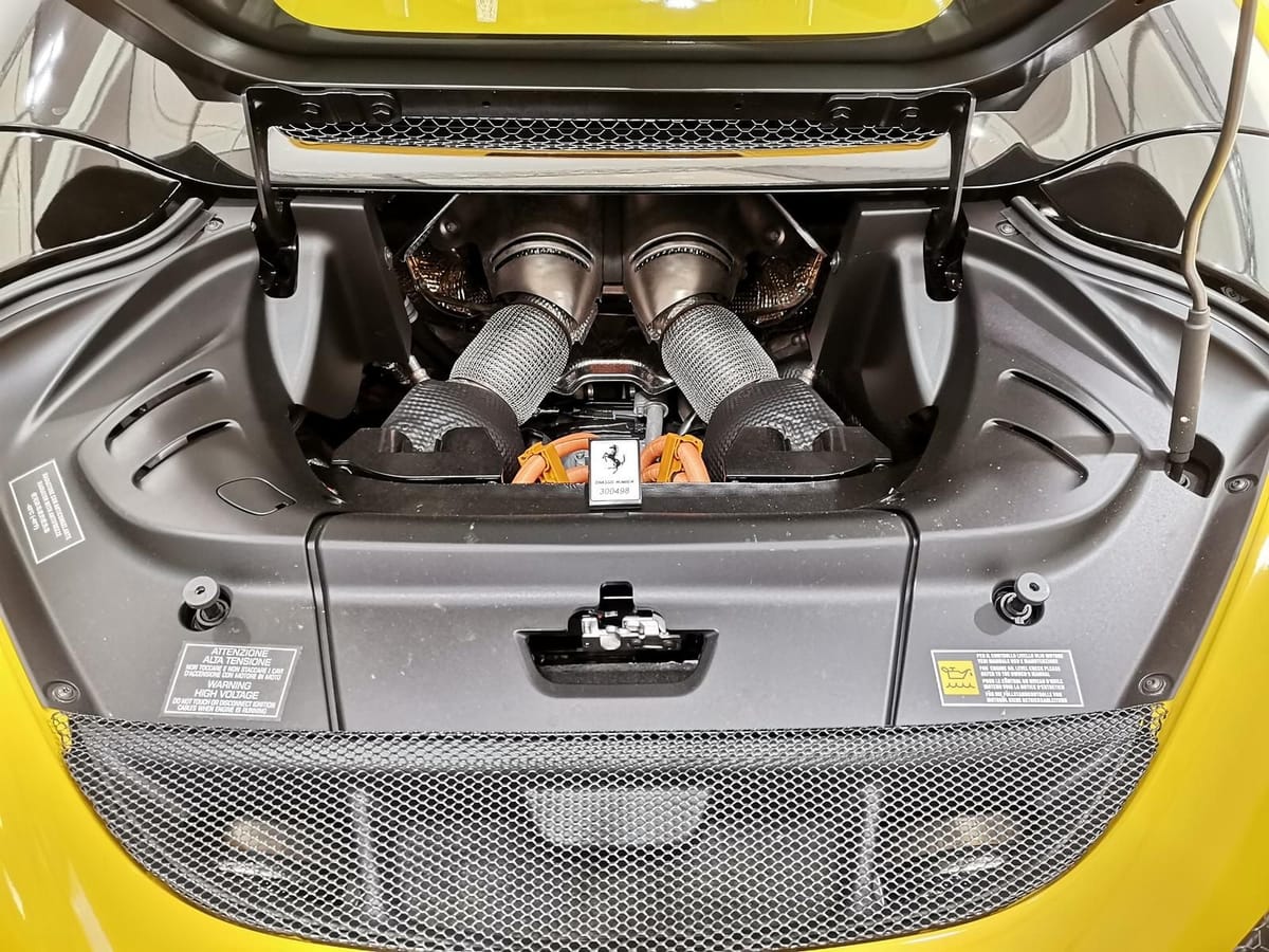 Ferrari 296 GTS Lift|SURROUND VIEW|RACING-SPORTSITZE foto 20