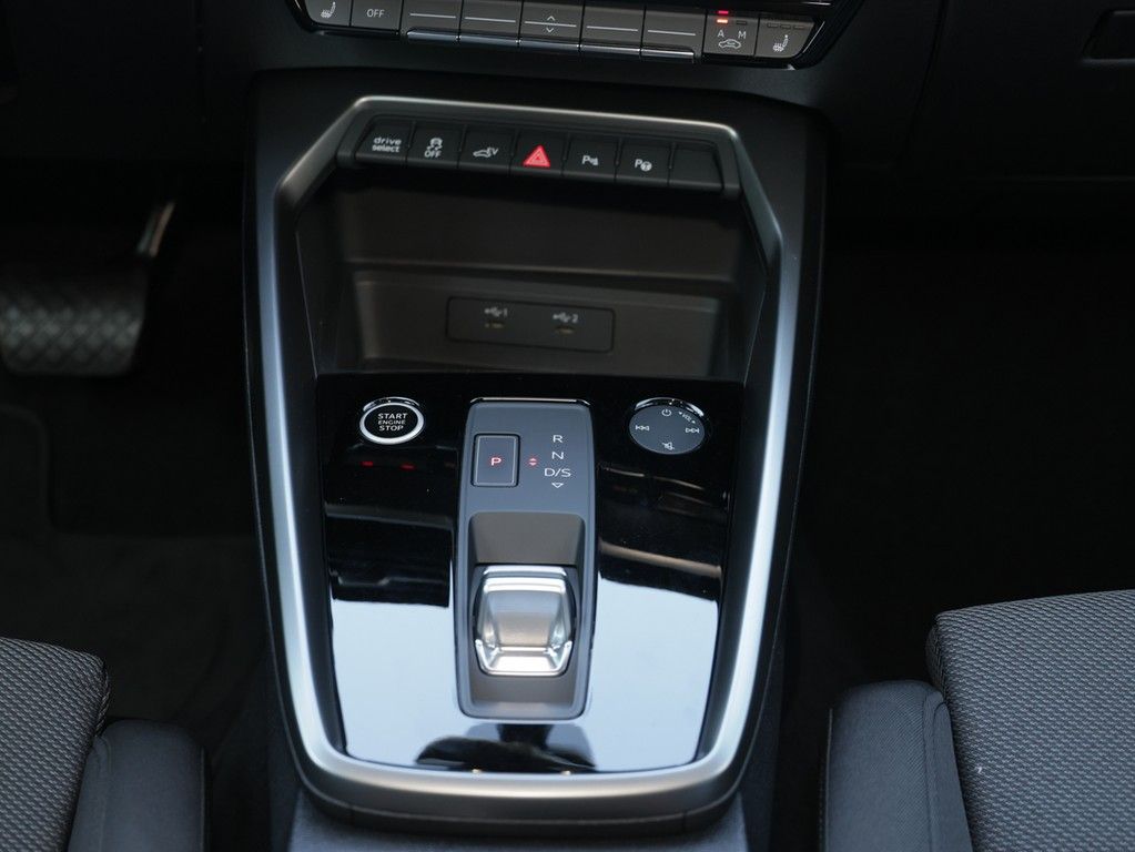 Audi A3 Sportback 40 TFSIe S tronic foto 12
