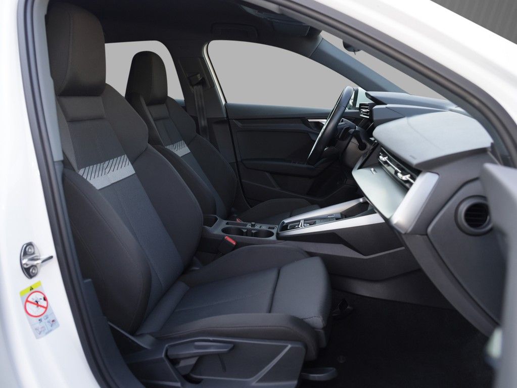 Audi A3 Sportback 40 TFSIe S tronic foto 8