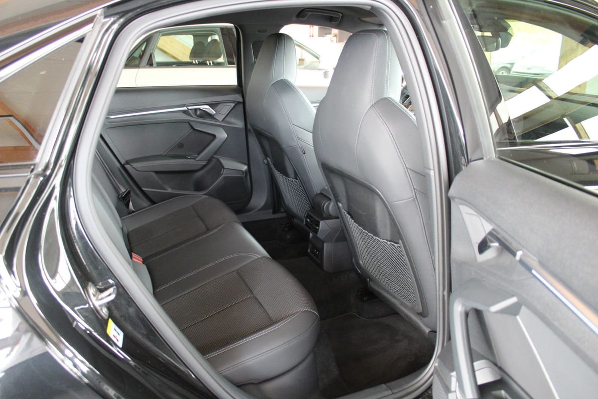 Audi S3 Lim. 2.0 TFSI quattro NAVI MATRIX VIRT foto 12