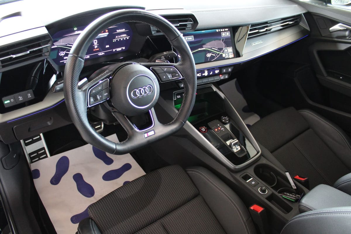 Audi S3 Lim. 2.0 TFSI quattro NAVI MATRIX VIRT foto 8