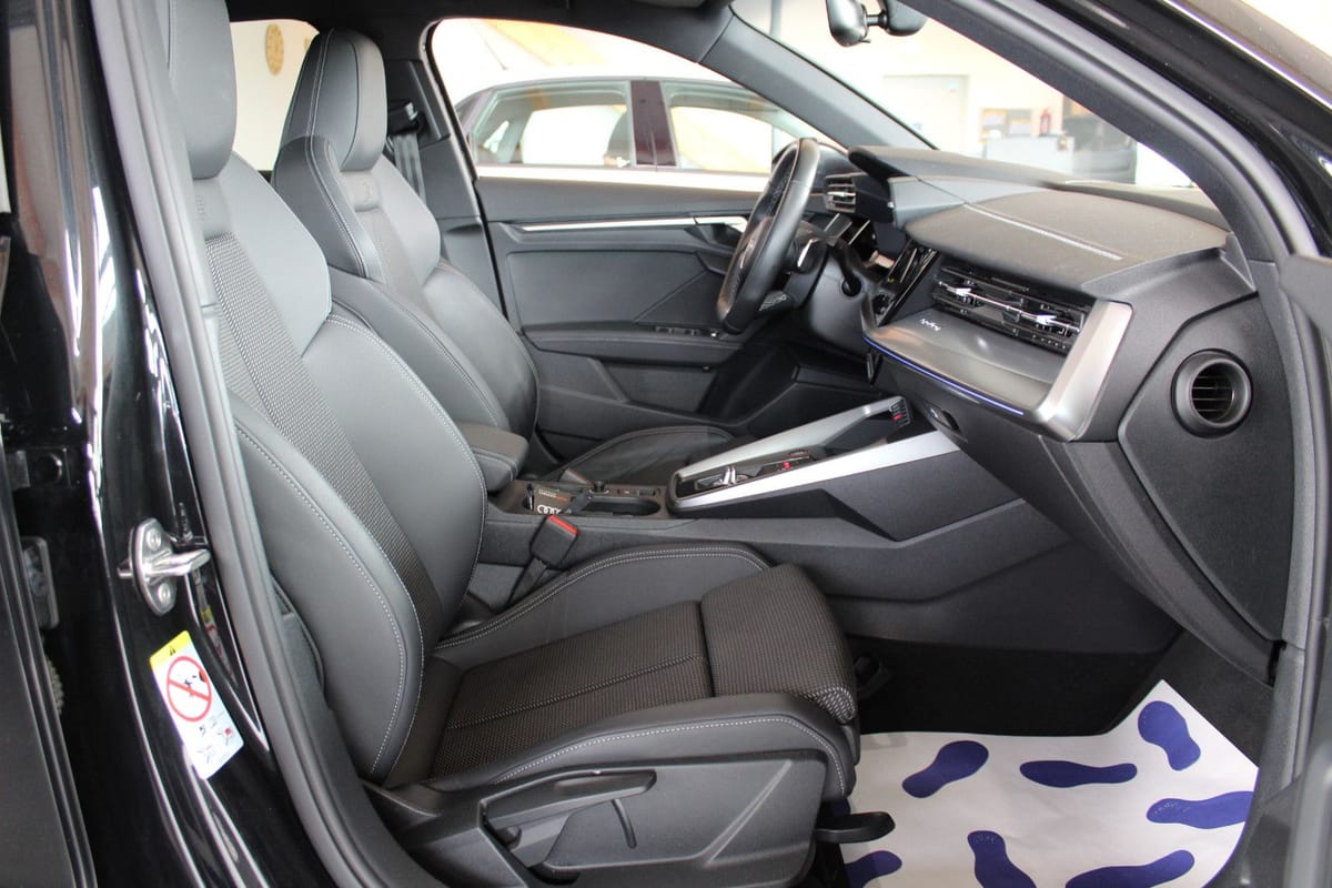 Audi S3 Lim. 2.0 TFSI quattro NAVI MATRIX VIRT foto 10