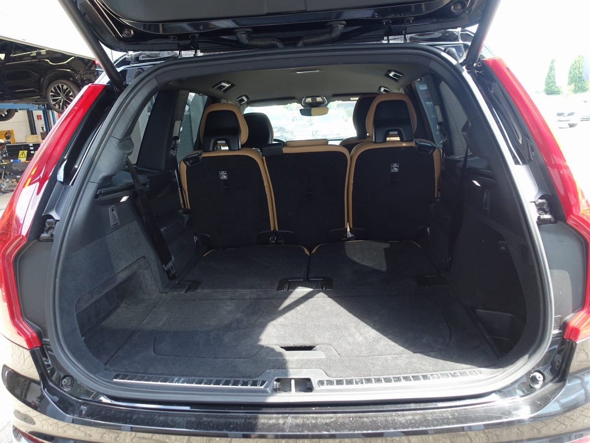 Volvo XC90 B5 Diesel Plus Bright AWD 360°Cam LED H&K foto 21