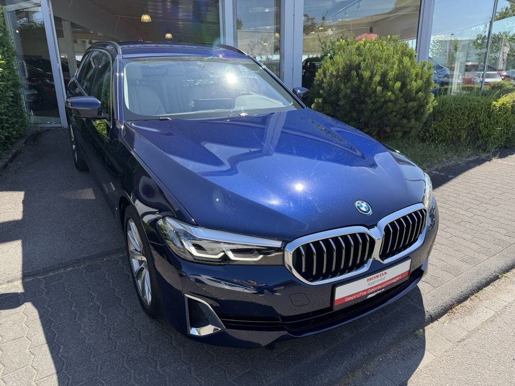 BMW 530e xDrive Touring Aut. Luxury Line