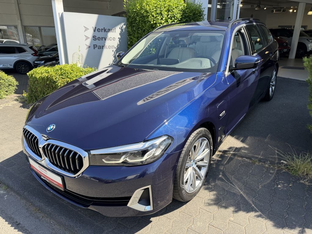 BMW 530e xDrive Touring Aut. Luxury Line foto 2