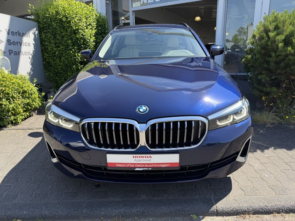 BMW 530e xDrive Touring Aut. Luxury Line foto 3