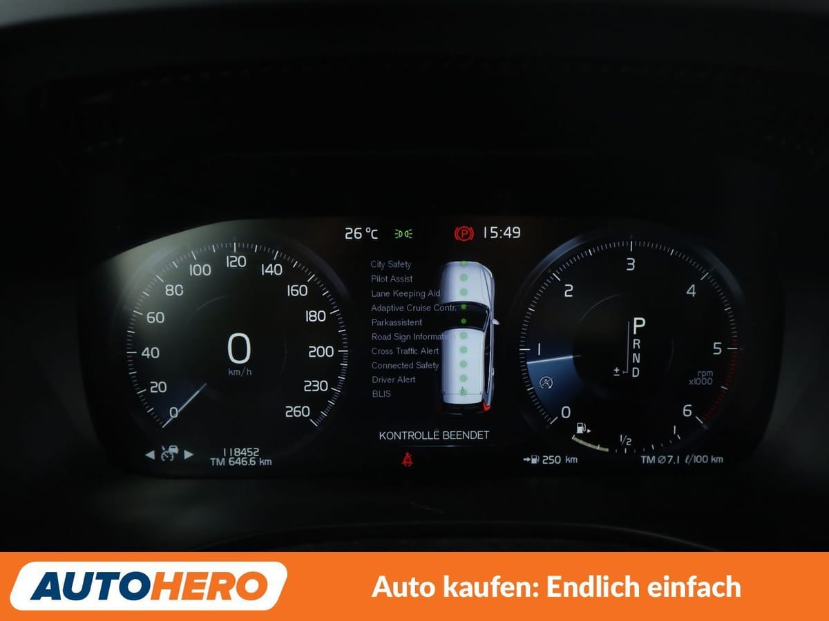 Volvo XC60 2.0 D5 R Design AWD Aut. NAVI HEAD-UP LED foto 20