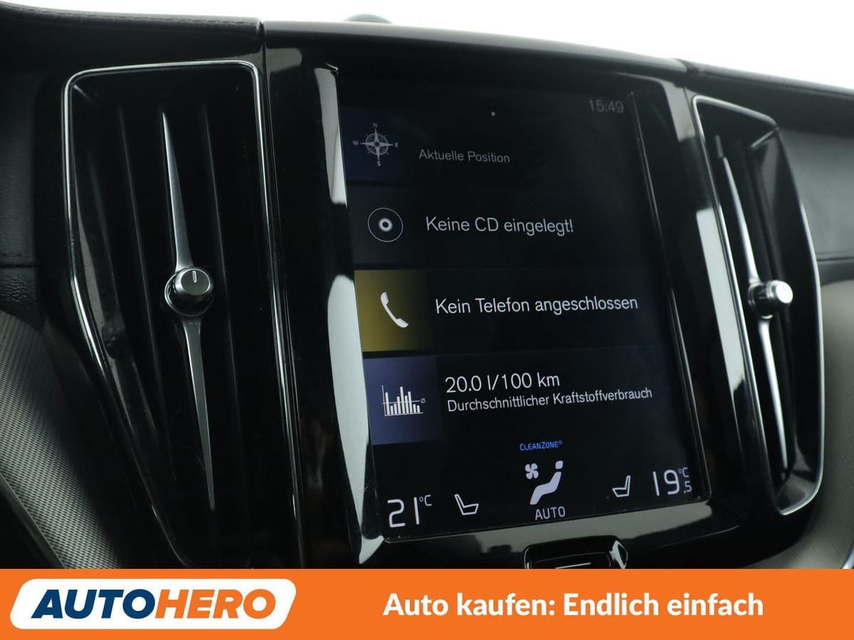 Volvo XC60 2.0 D5 R Design AWD Aut. NAVI HEAD-UP LED foto 21