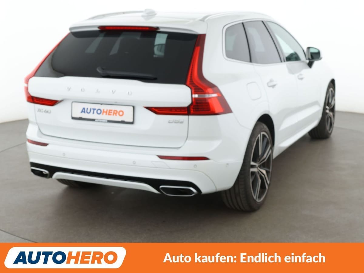 Volvo XC60 2.0 D5 R Design AWD Aut. NAVI HEAD-UP LED foto 6