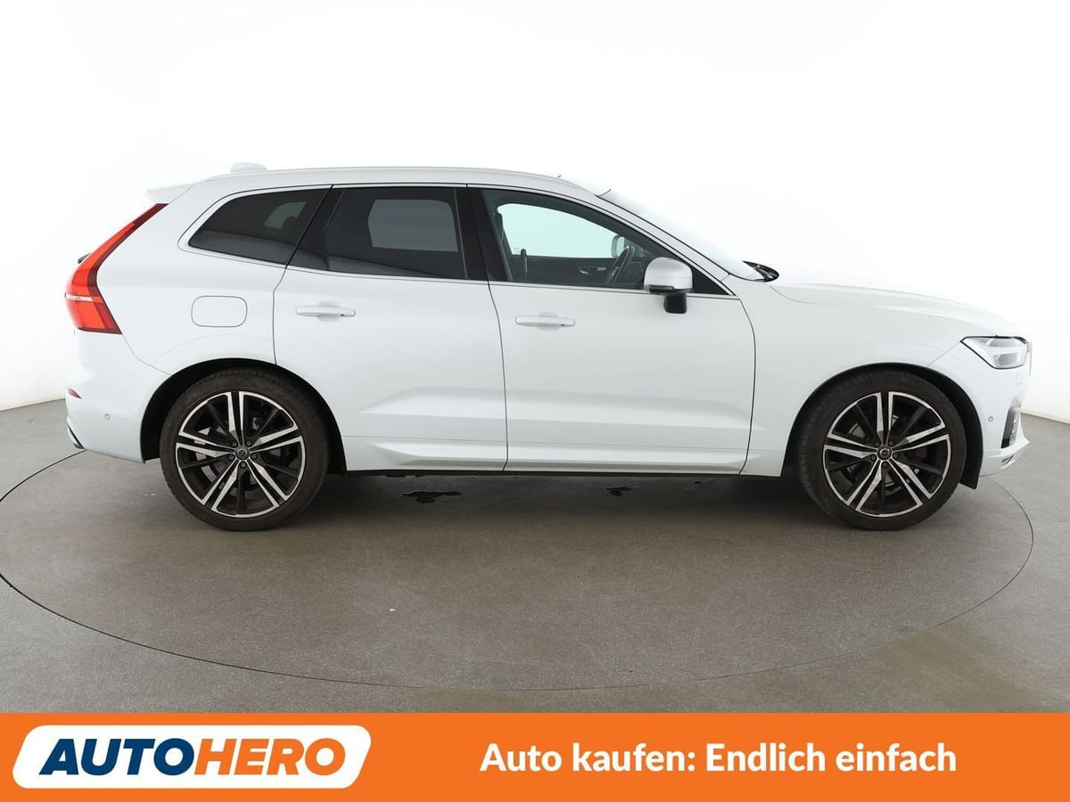 Volvo XC60 2.0 D5 R Design AWD Aut. NAVI HEAD-UP LED foto 7