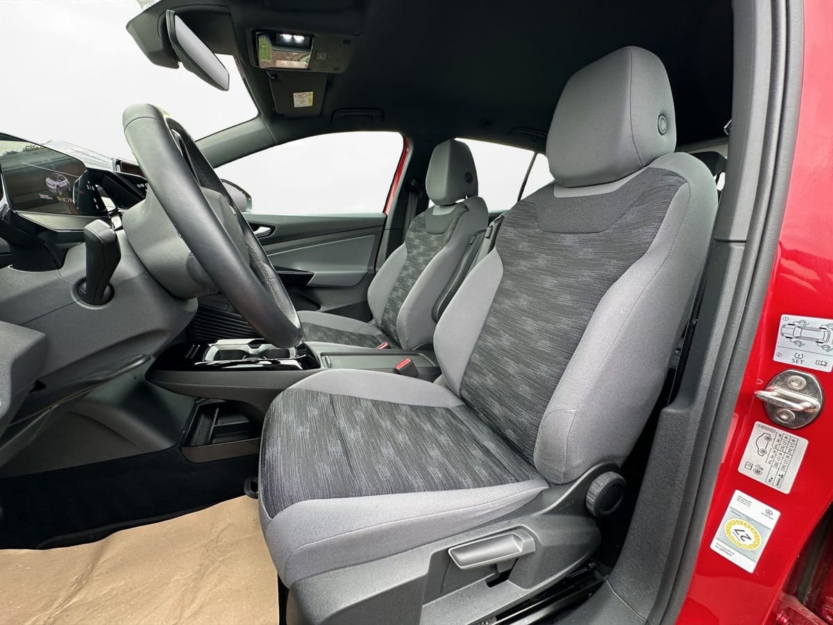 Volkswagen ID.4 77kWh Navi Kamera SiHz DCC Keyless foto 2