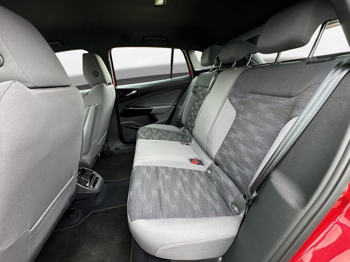 Volkswagen ID.4 77kWh Navi Kamera SiHz DCC Keyless foto 7