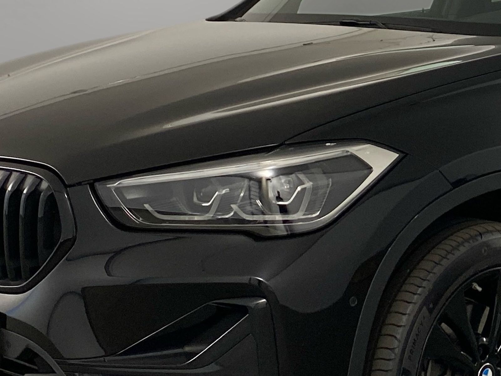 BMW X1 sDrive18i Sport Line Navi Kamera Pano.Dach foto 5