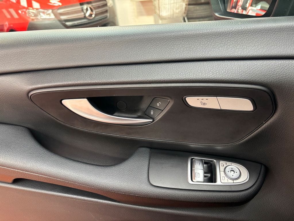 Mercedes-Benz V 220 d Lang LED AHK 2,5 t Easy Pack Navi foto 14