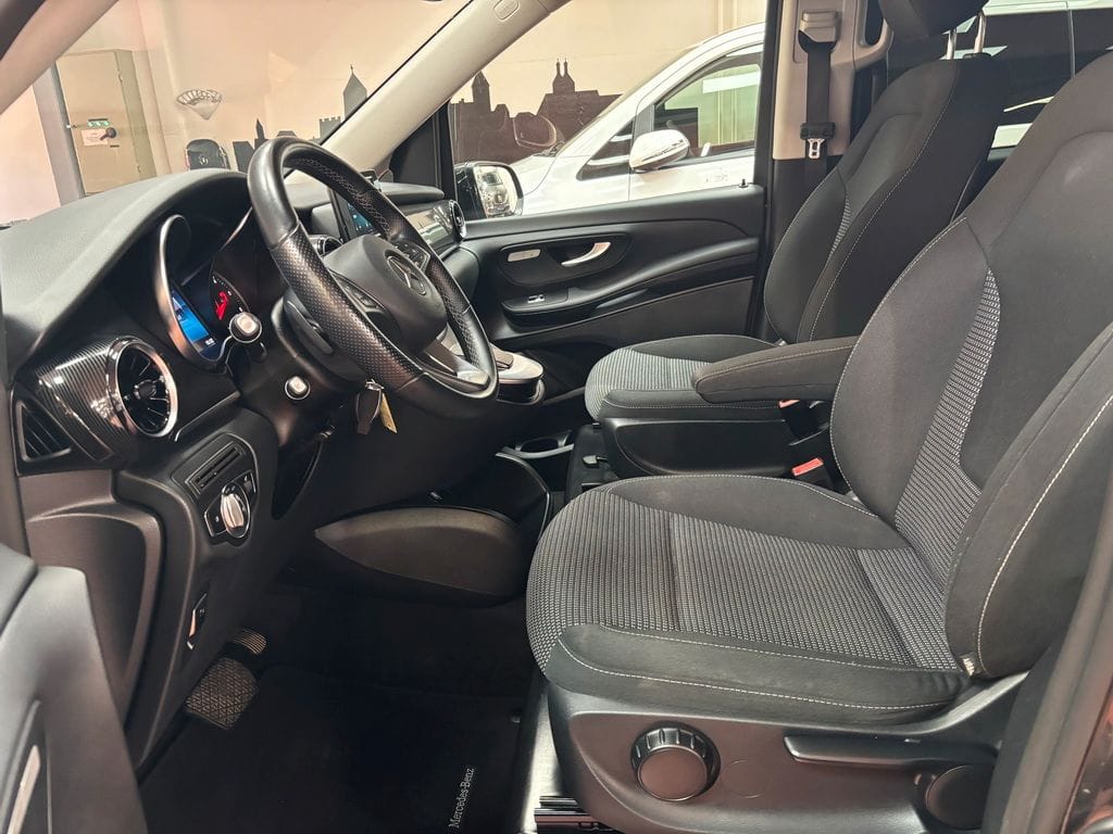 Mercedes-Benz V 220 d Lang LED AHK 2,5 t Easy Pack Navi foto 15