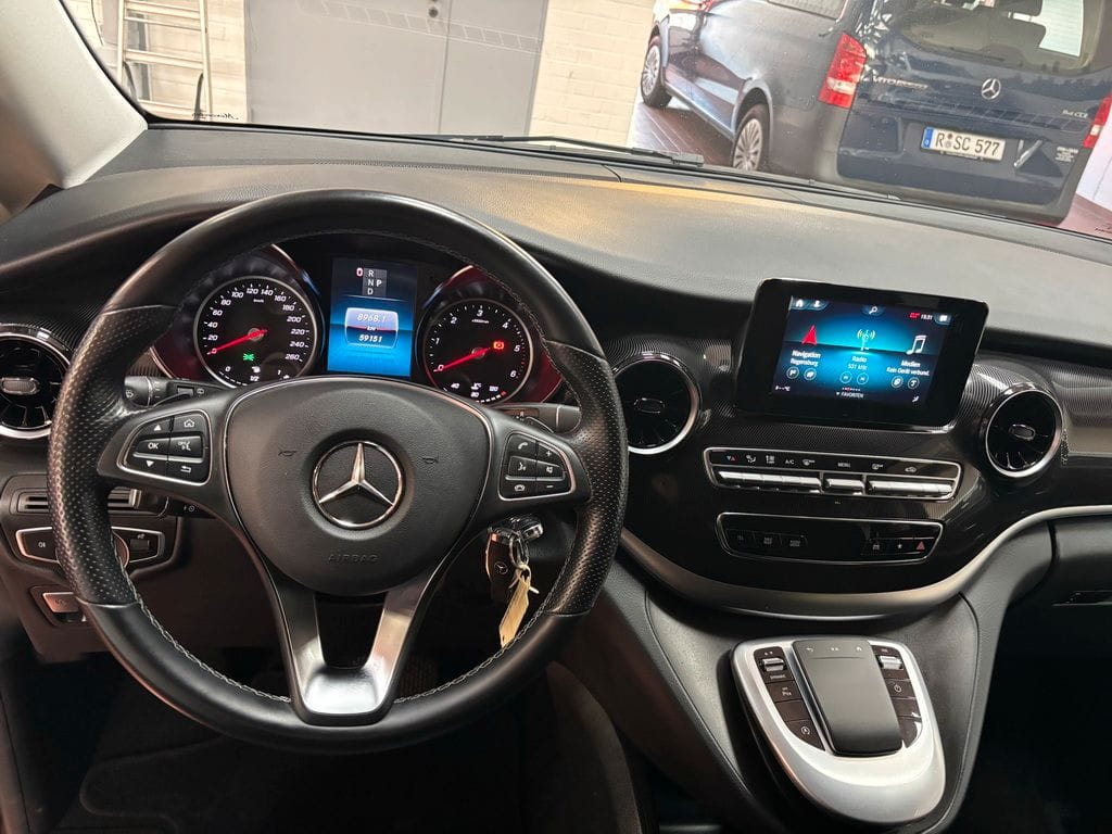 Mercedes-Benz V 220 d Lang LED AHK 2,5 t Easy Pack Navi foto 5