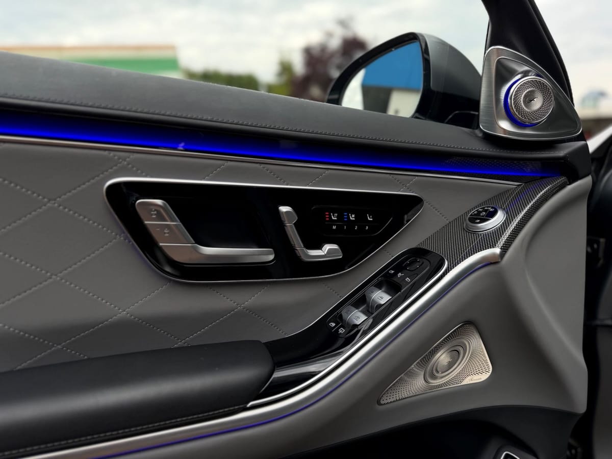 Mercedes-Benz S 580 e AMG °DESIGNO°MAGNO°BURM-4D°FOND-TV°EXKL° foto 12
