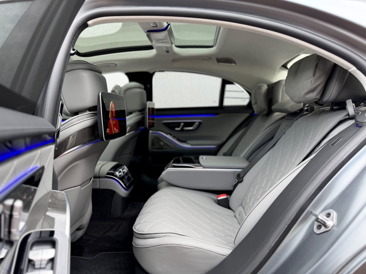 Mercedes-Benz S 580 e AMG °DESIGNO°MAGNO°BURM-4D°FOND-TV°EXKL° foto 15