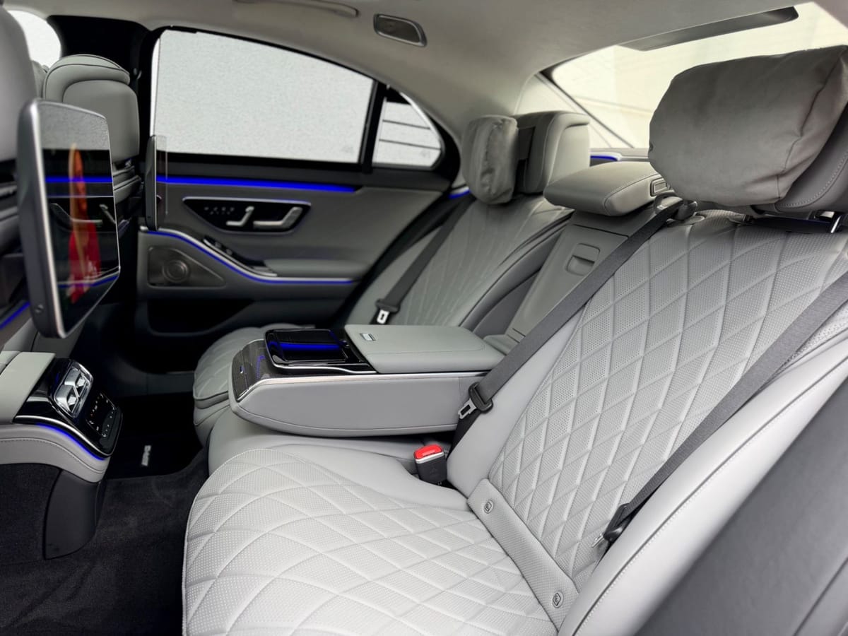 Mercedes-Benz S 580 e AMG °DESIGNO°MAGNO°BURM-4D°FOND-TV°EXKL° foto 16