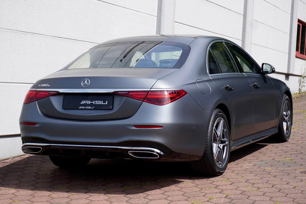 Mercedes-Benz S 580 e AMG °DESIGNO°MAGNO°BURM-4D°FOND-TV°EXKL° foto 3