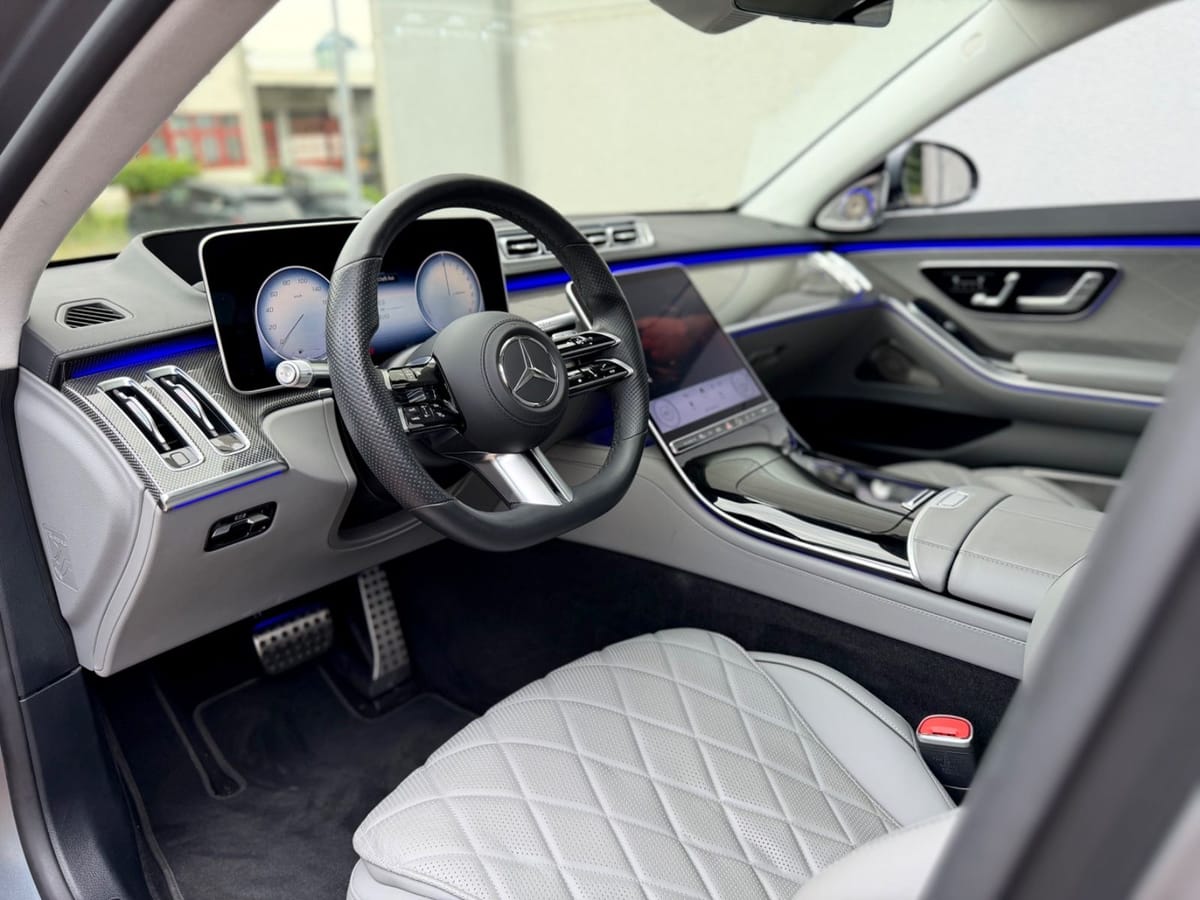 Mercedes-Benz S 580 e AMG °DESIGNO°MAGNO°BURM-4D°FOND-TV°EXKL° foto 10