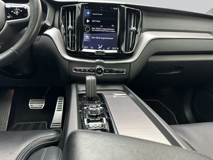 Volvo XC60 B5 D AWD Geartronic RDesign foto 14