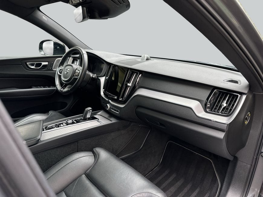 Volvo XC60 B5 D AWD Geartronic RDesign foto 15