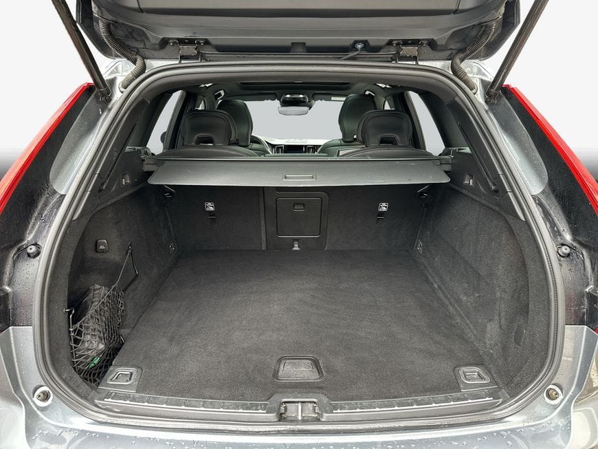 Volvo XC60 B5 D AWD Geartronic RDesign foto 8