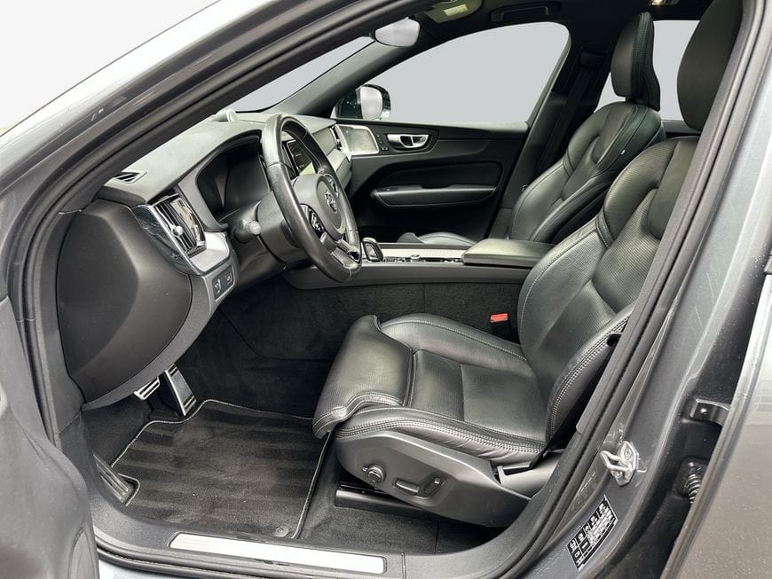 Volvo XC60 B5 D AWD Geartronic RDesign foto 9
