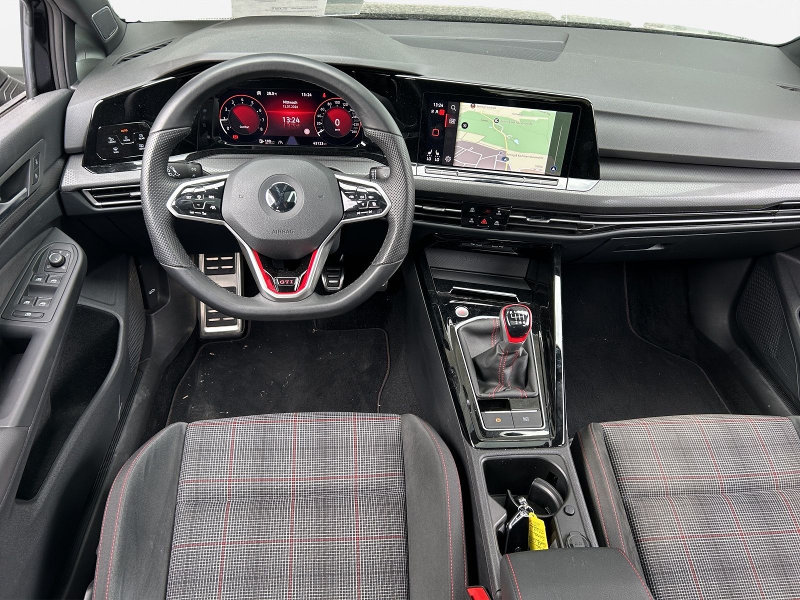 Volkswagen Golf GTI 2.0 TSI Blackstyle *NAVI*AHK*PANO*KAM*I foto 5