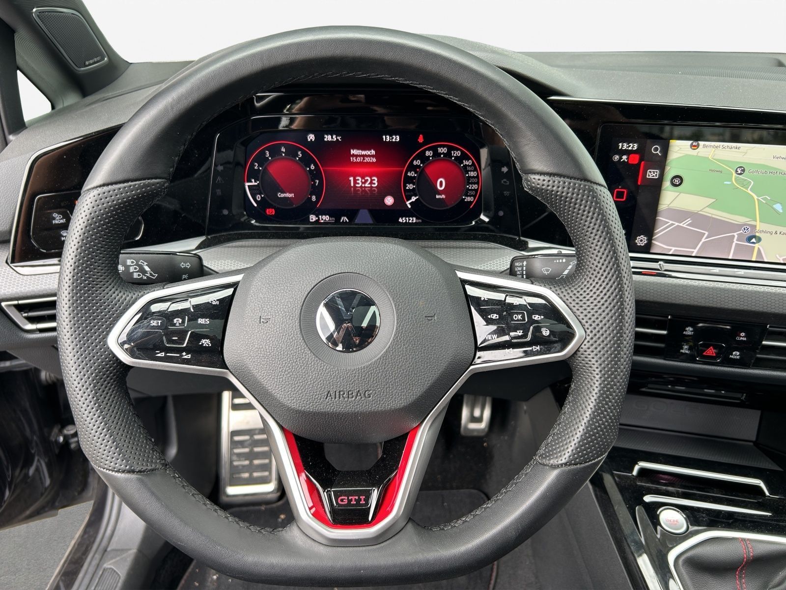 Volkswagen Golf GTI 2.0 TSI Blackstyle *NAVI*AHK*PANO*KAM*I foto 8