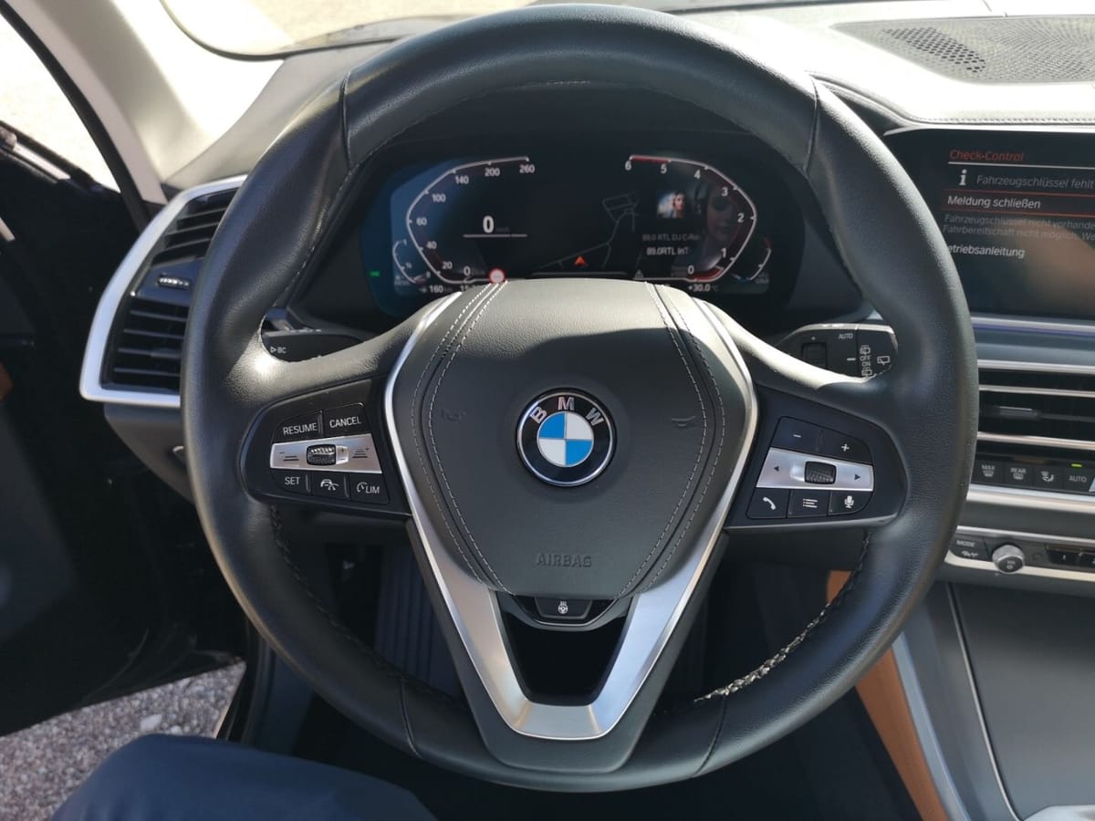 BMW X5 x Drive 30d xLine LASER LEDER NAVI SHZ PDC foto 11