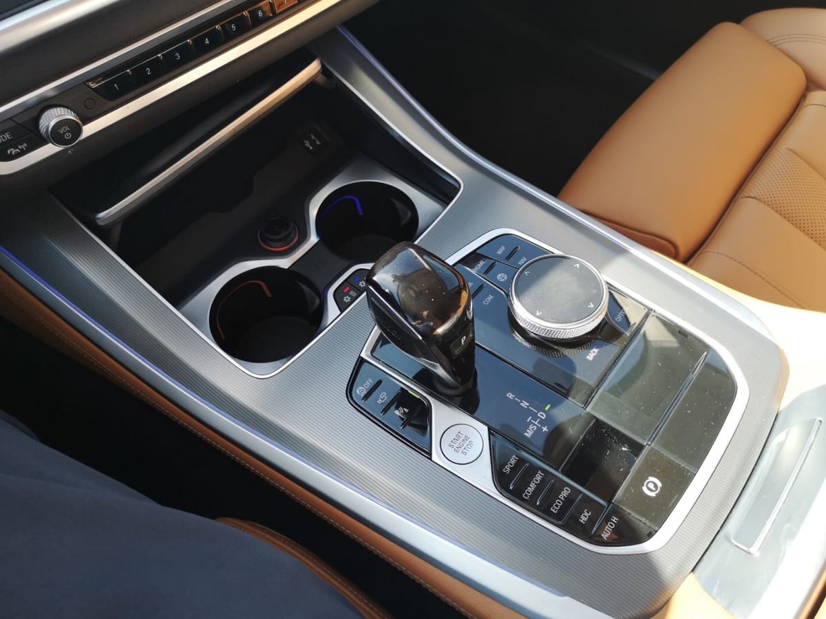 BMW X5 x Drive 30d xLine LASER LEDER NAVI SHZ PDC foto 24
