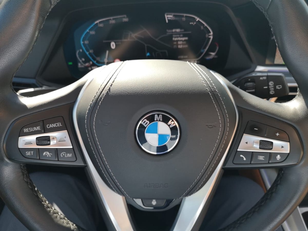 BMW X5 x Drive 30d xLine LASER LEDER NAVI SHZ PDC foto 25