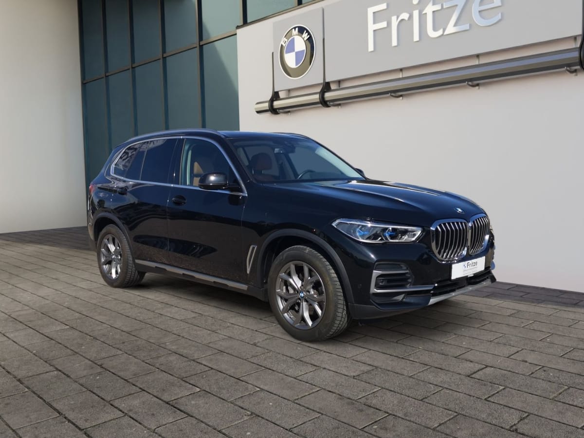 BMW X5 x Drive 30d xLine LASER LEDER NAVI SHZ PDC foto 8