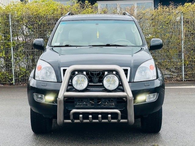 Toyota Land Cruiser PRADO 3.0 Executive SPORT OPTIK foto 4