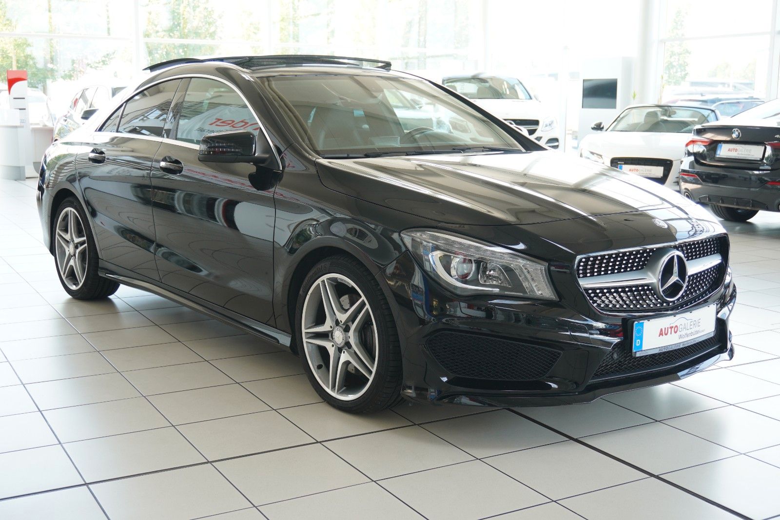 Mercedes-Benz CLA 220 CDI AMG Line Pano Xenon Standhzg foto 4