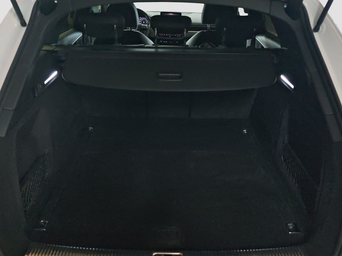 Audi A4 Avant 3.0 TDI qu Business LED Pano ACC foto 14