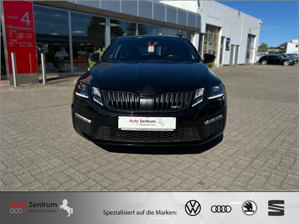 Skoda Octavia 2.0 TDI RS DSG foto 2