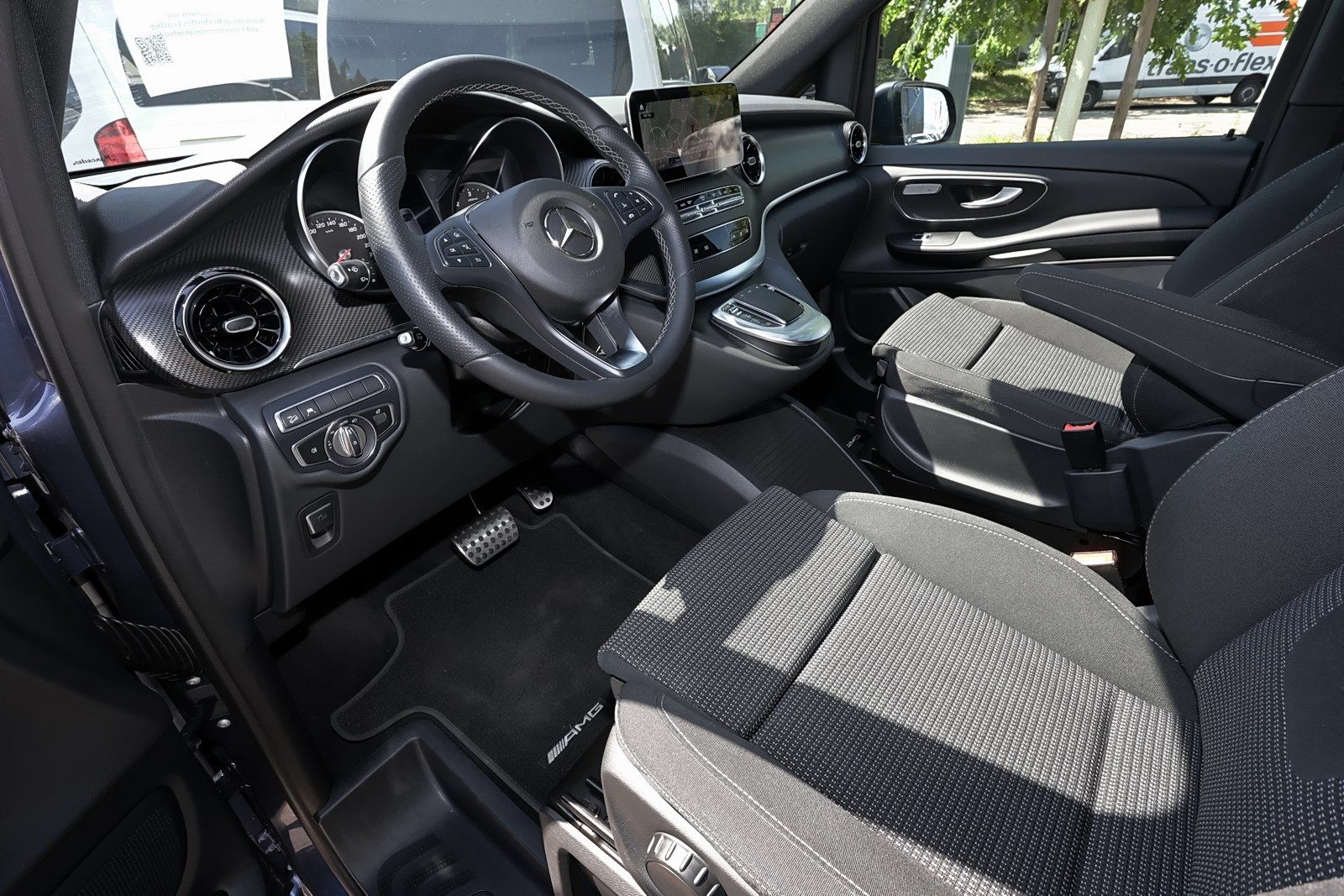 Mercedes-Benz V 300 4MATIC AMG KOMPAKT TISCH DISTRONIC AHK foto 12