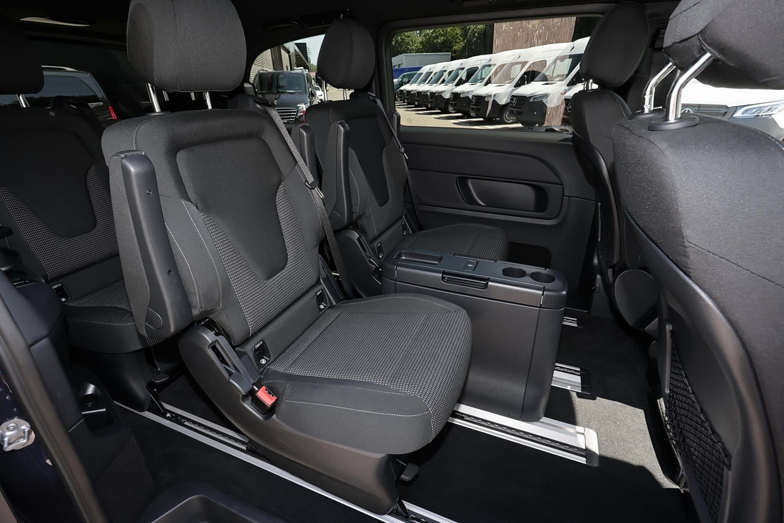 Mercedes-Benz V 300 4MATIC AMG KOMPAKT TISCH DISTRONIC AHK foto 7