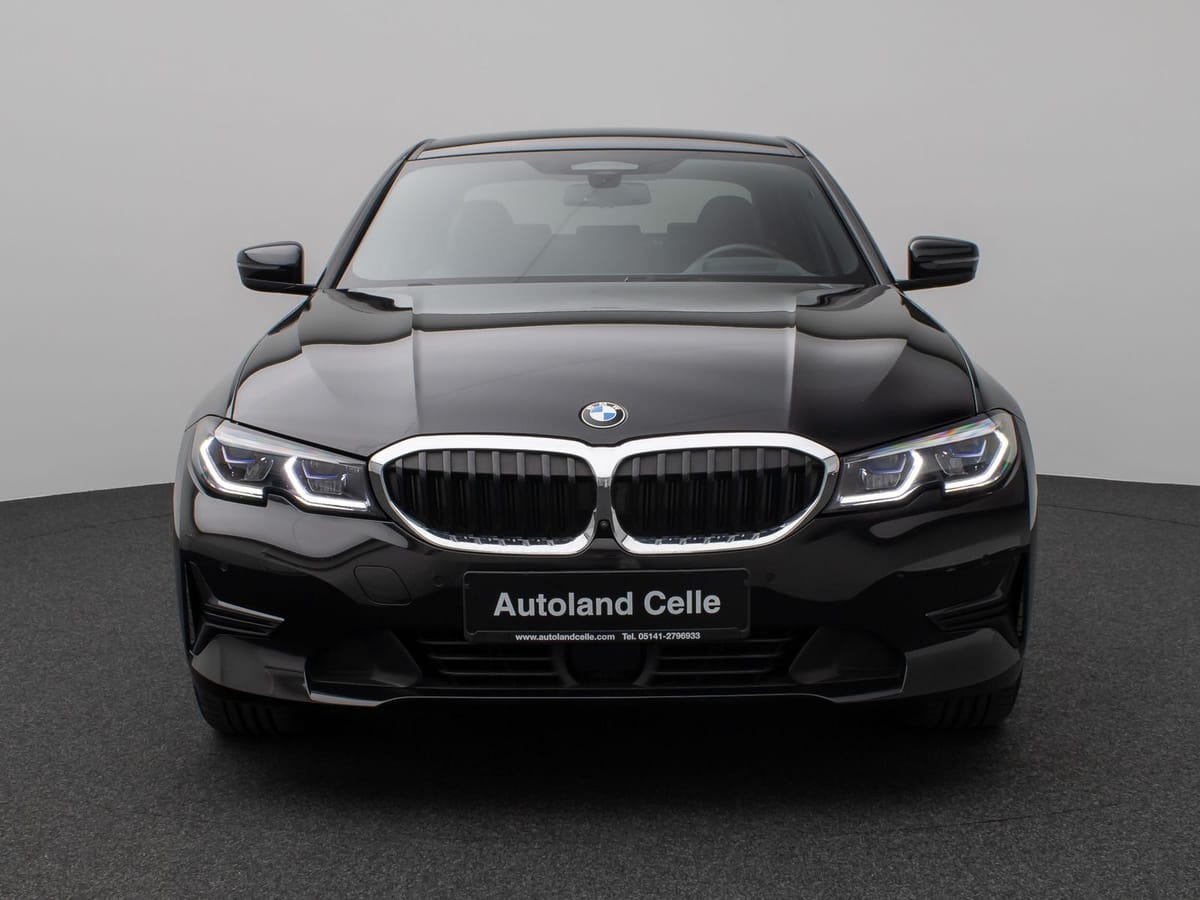 BMW 330e Laser 360°HUD DAB H K Lenkrhzg ACC Komfort foto 2