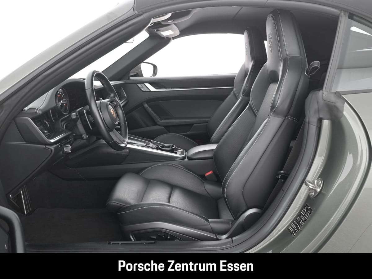 Porsche 992 911 Carrera 4S / LED Schaltwipp. Rückfahrkam foto 12